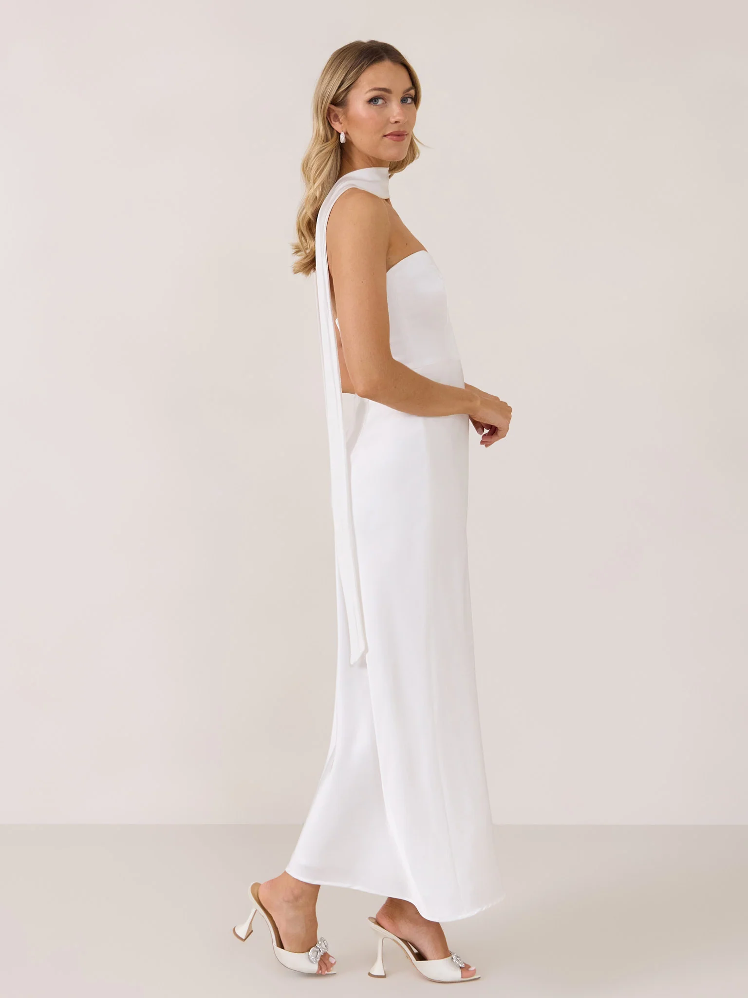 Lola Bridal Scarf - Image 4